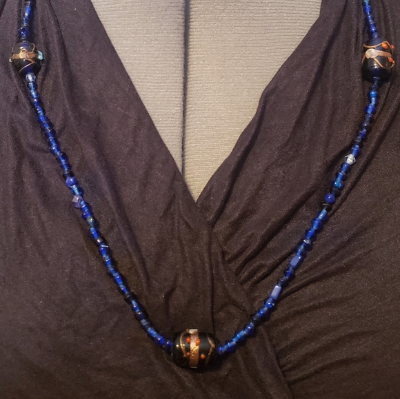 Blue Glass Beaded Necklace - Picture 3 of 4